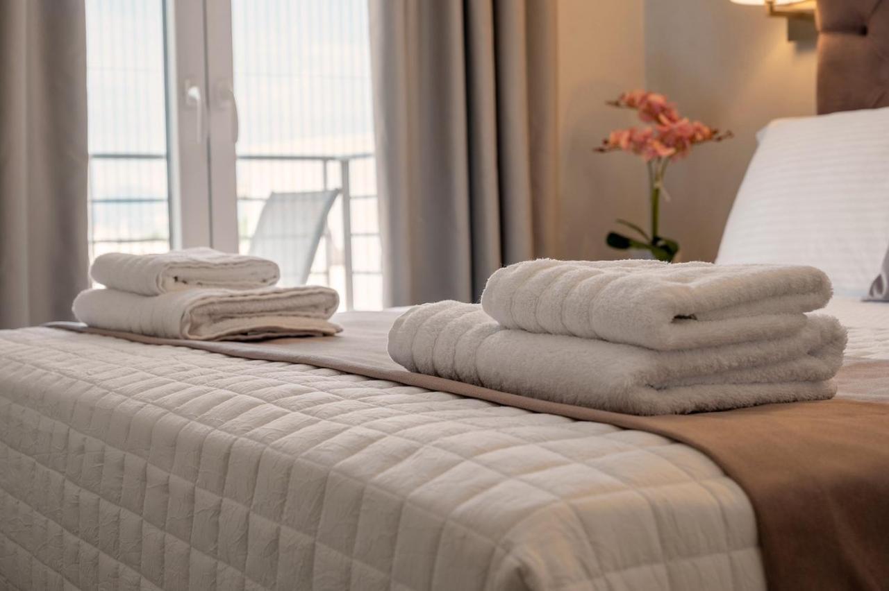 Nk Luxury Apartments 프레베자 외부 사진