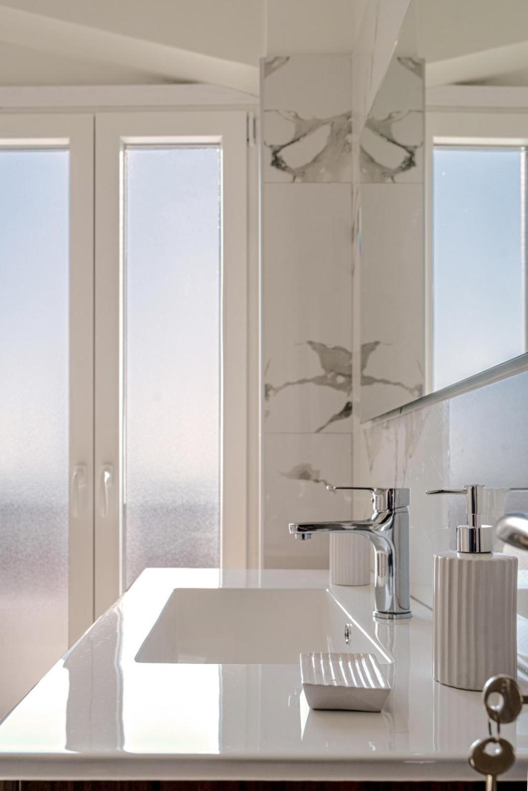 Nk Luxury Apartments 프레베자 외부 사진